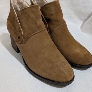 BearPaw Women's Brown Ankle Booties